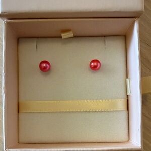 Elegant Pink Pearl Stud Earrings